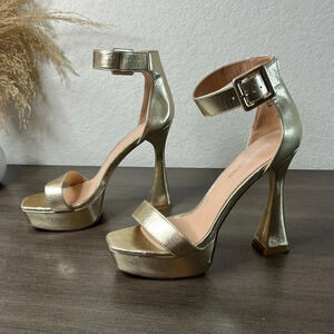 BERNESS Dinah Platform Heeled Sandal Size 8.5